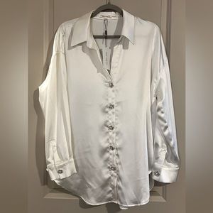White Satin Button Down top with Flower Accent Buttons Size L NWT